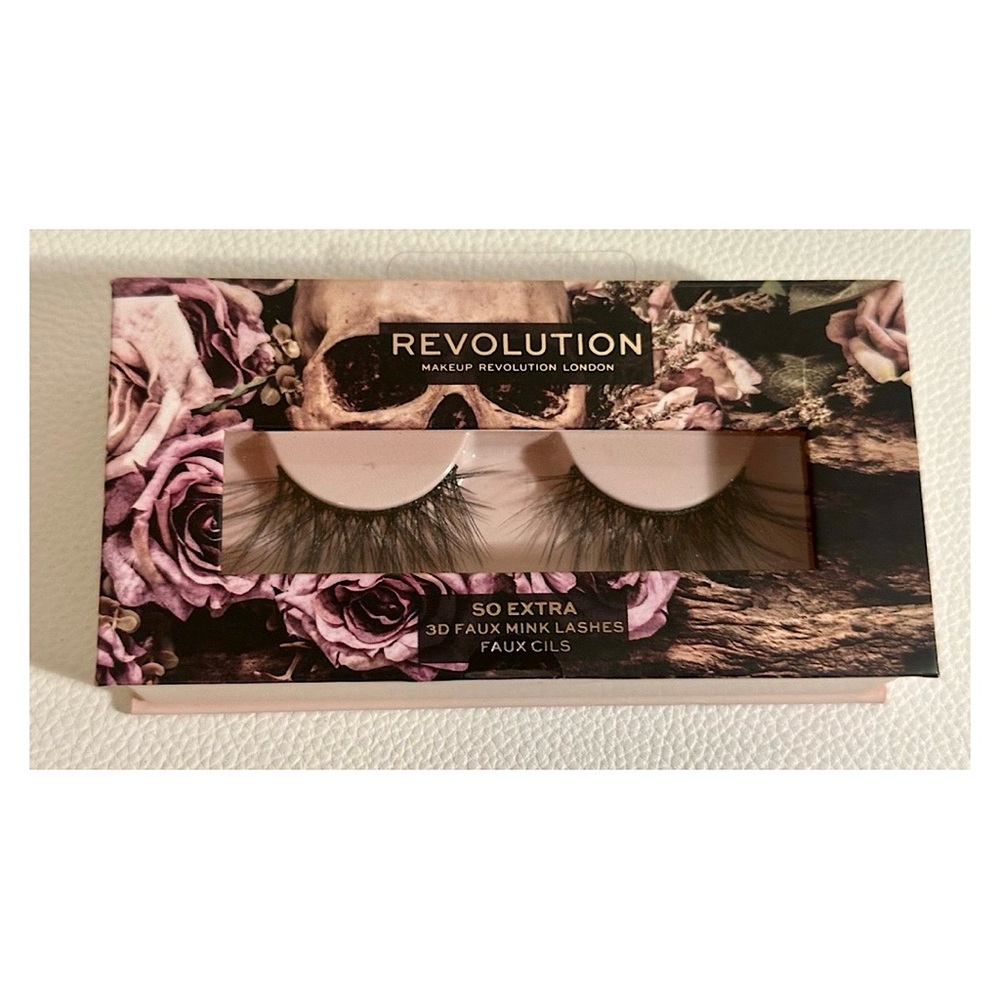Revolution So Extra 3D Faux Mink Lashes Dramatic Glam Halloween